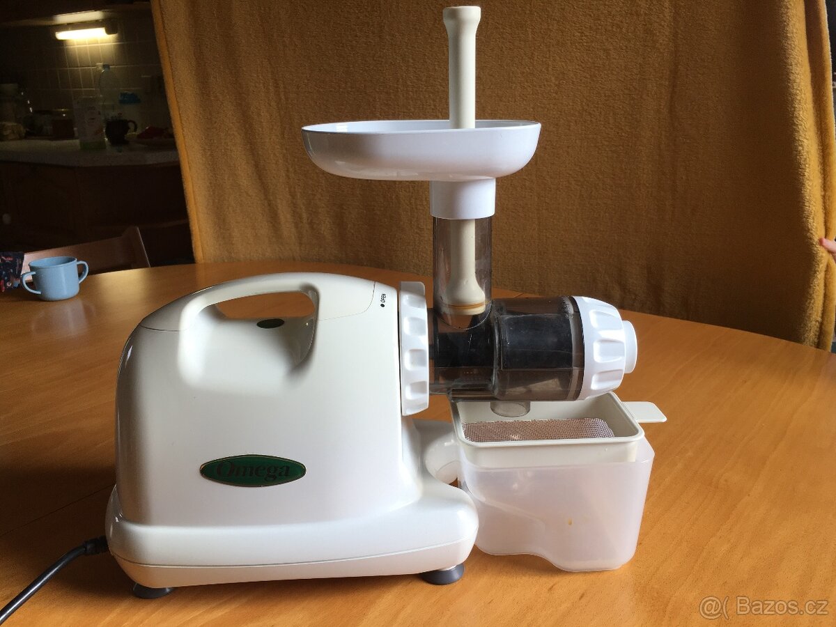 Odšťavňovač OMEGA – J8224 - 3