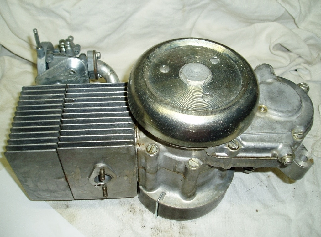 Predám - NOVÝ - MOTOR - na BABETU- 207 - orig. - - 3