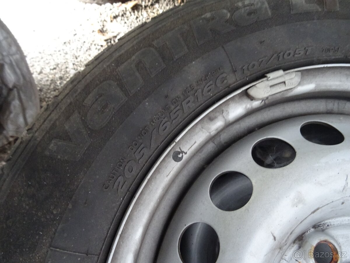 Volkswagen t5 t6 plech kola + letní pneu 205/65/16C - 3