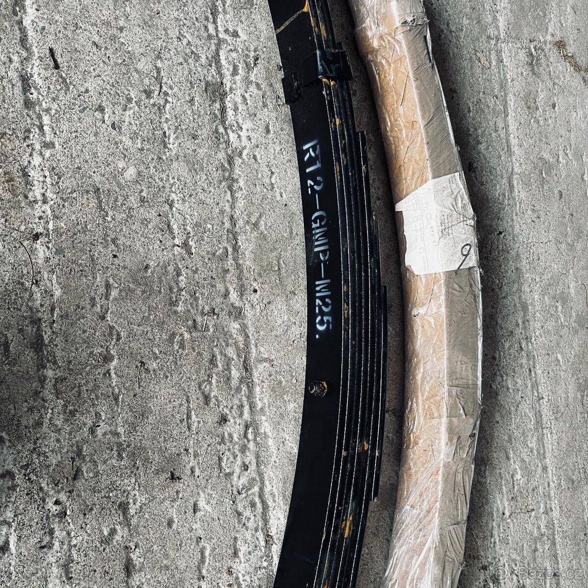 Multicar M25 listová pera - 3