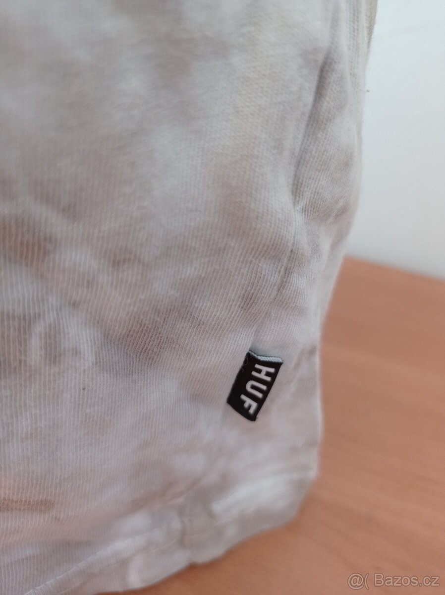 HUF tričko vel. M - 3