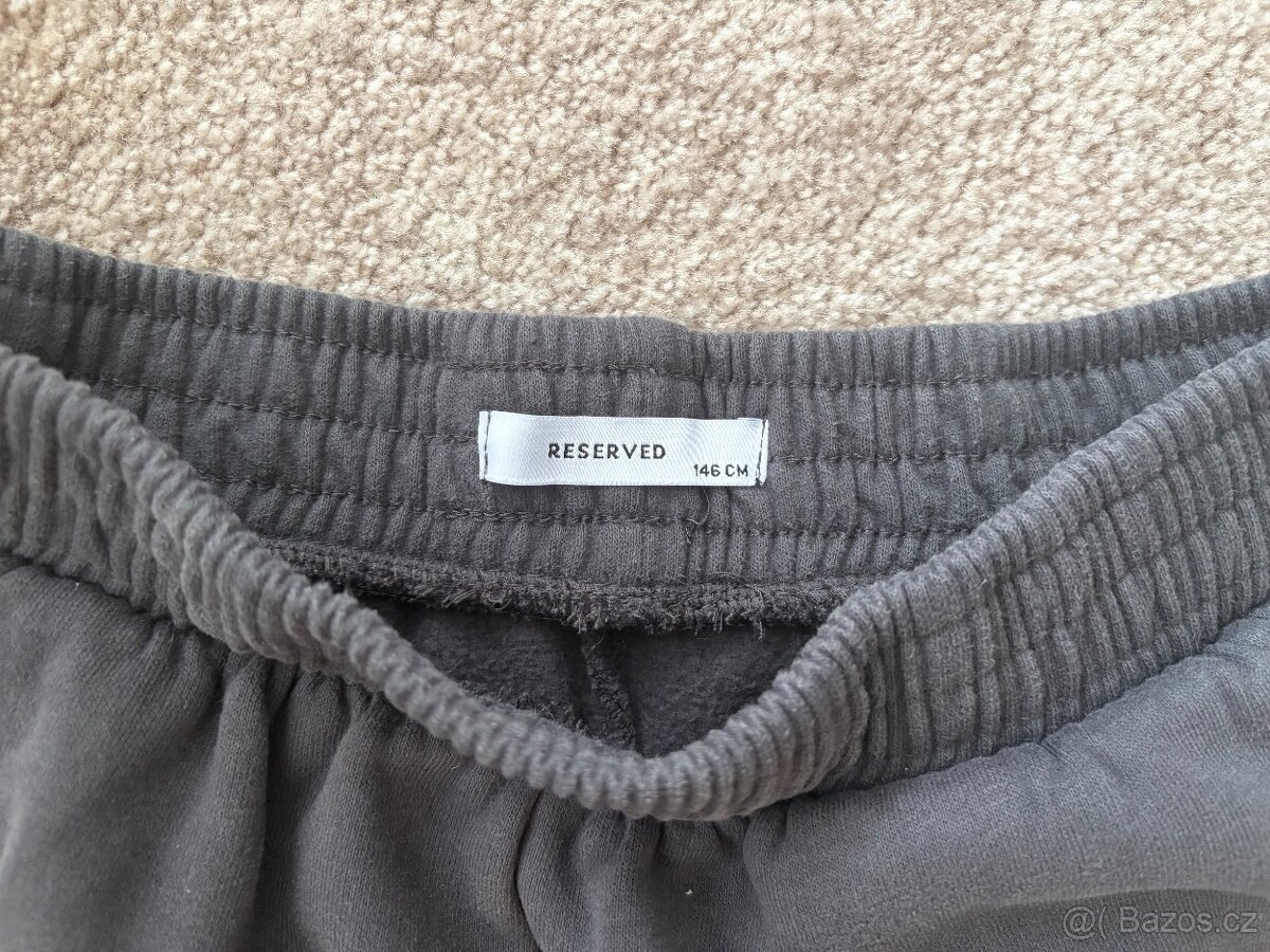 Divci teplaky Pusheen zn.Reserved - vel.146 - 3