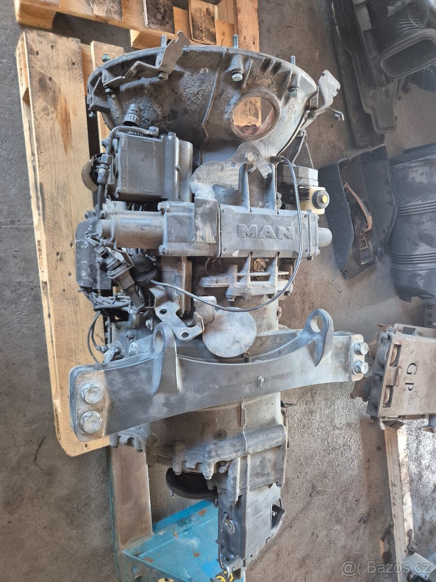 Prodám převodovku Scania - 3