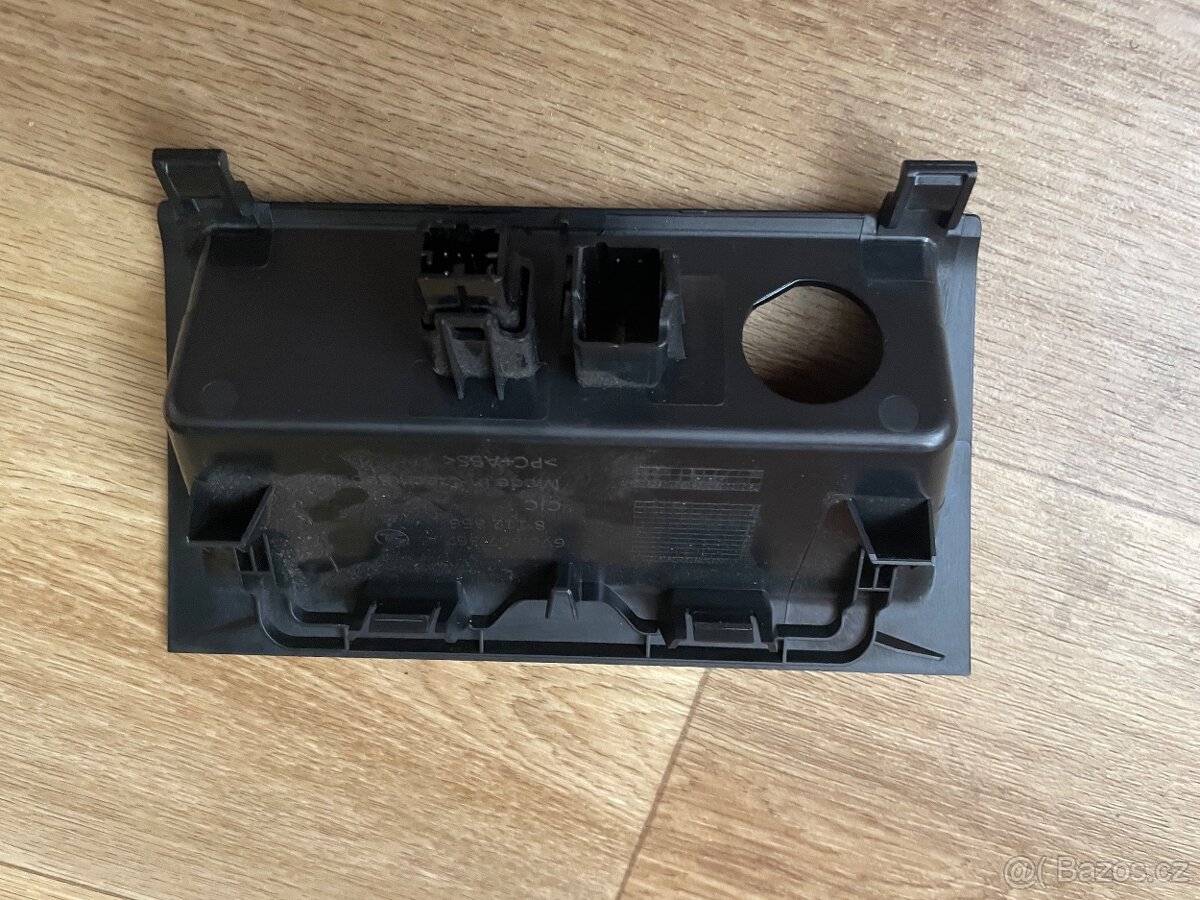 Škoda Fabia 3 kryt USB - 3