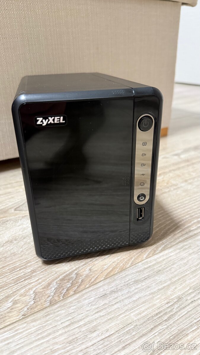 NAS Zyxel NSA320S - 3