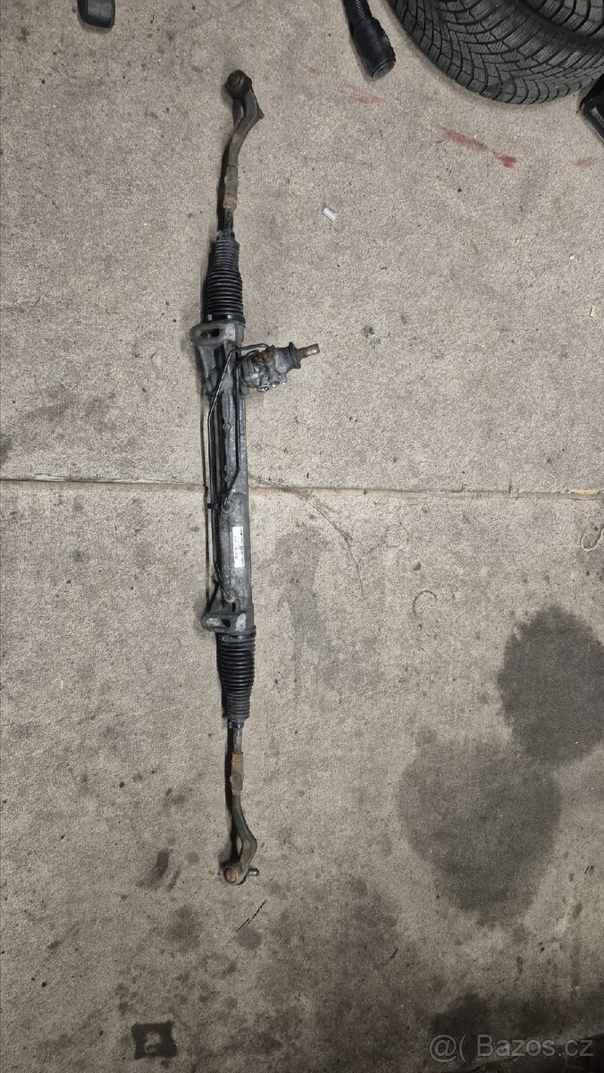 Audi A4B8 2.0 tdi hřeben řízení - 3