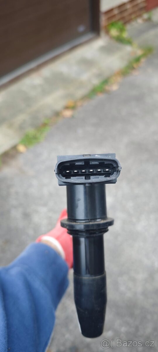 Zapalovaci civka NGK U6001 - 3