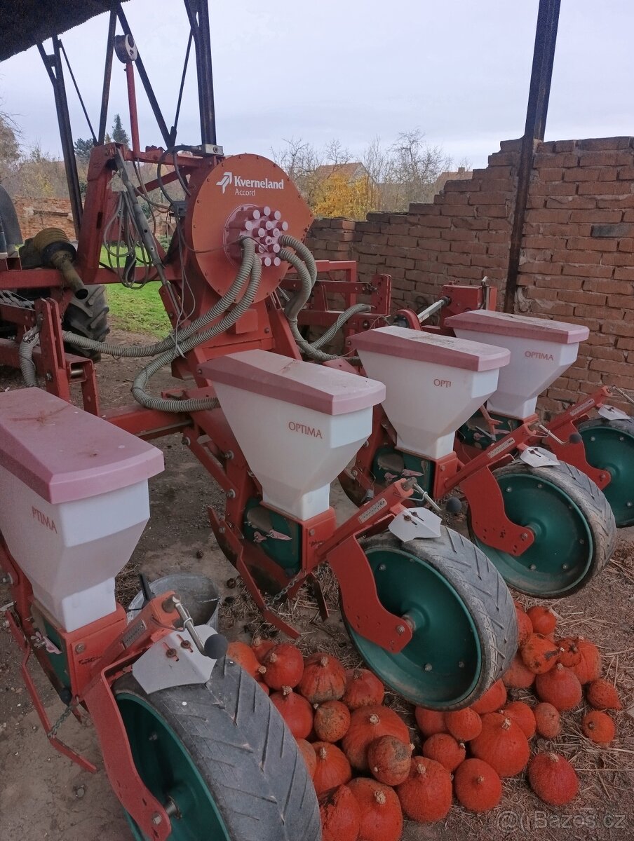 Drtič slámy, nadstavba secího stroje kverneland - 3