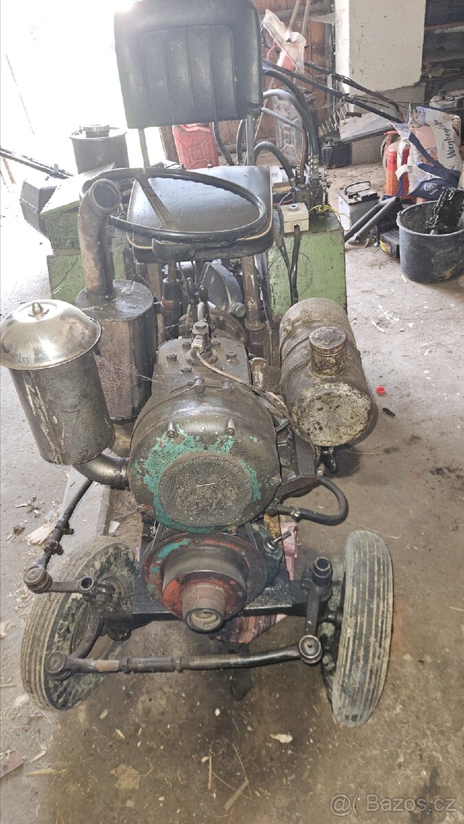 Malotraktor z PF62 s motorem 1D80 - 3