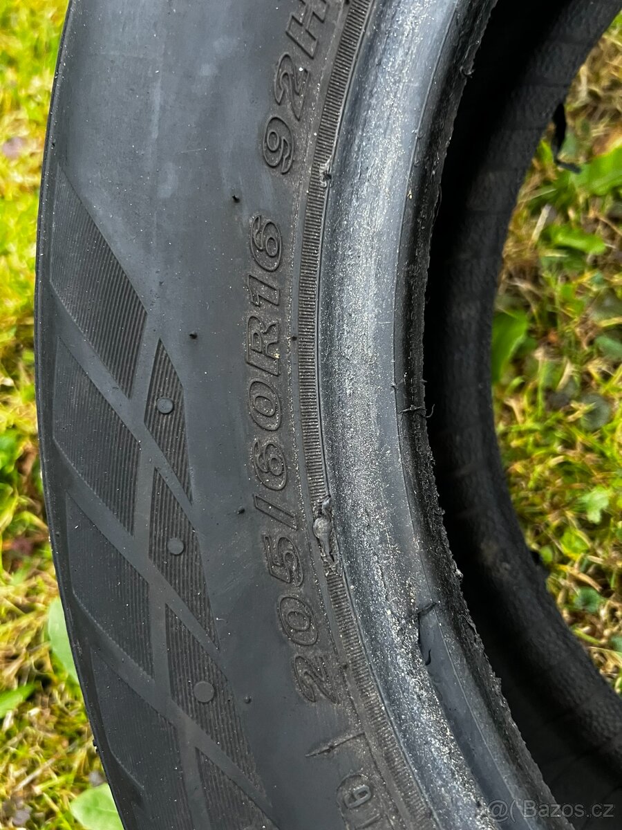 Pneu zimní Nexen 205/60 r16 - 3