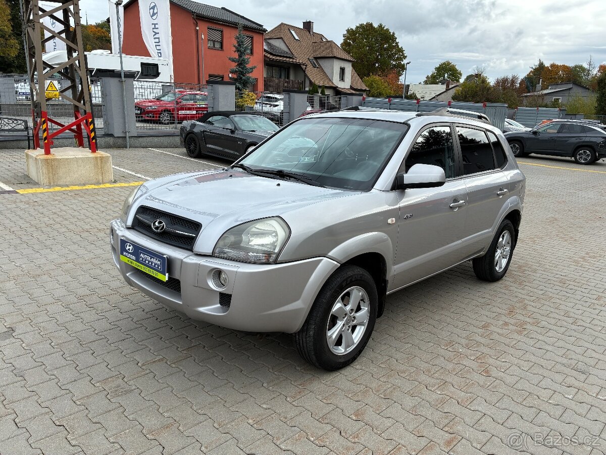 Hyundai Tucson 2.0i 104kW 4x4 KLIMA TAŽNÉ - 3