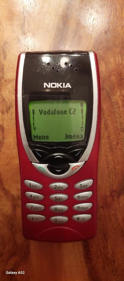 Nokia 8210 top stav nového kusu - 3