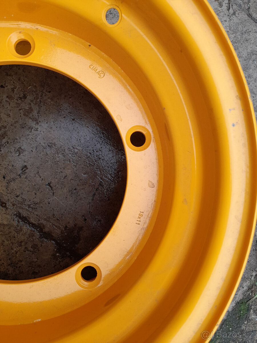 Disk pro stroj JCB 3cx 18´´přední - 3