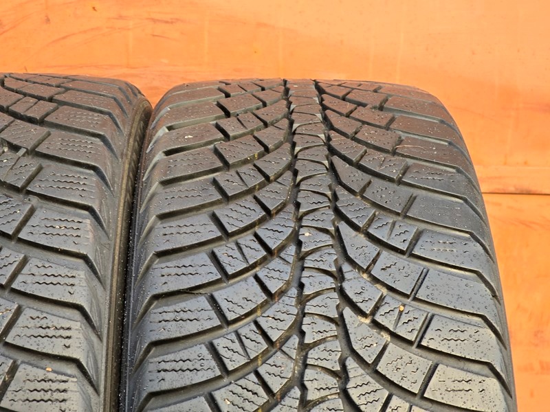 Zimní Kumho 225/40/18XL - 3