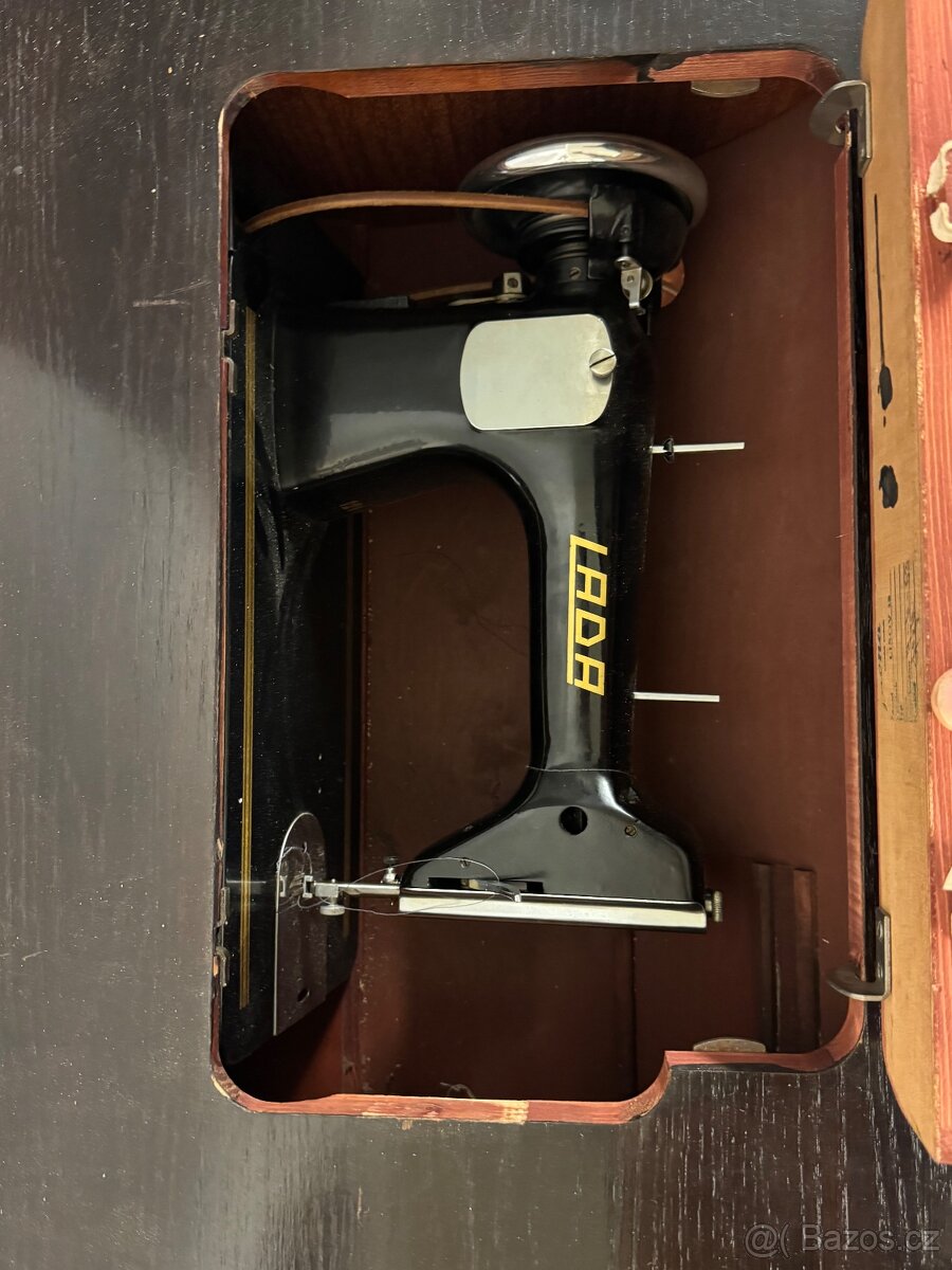 Šlapací stroj Lada - 3