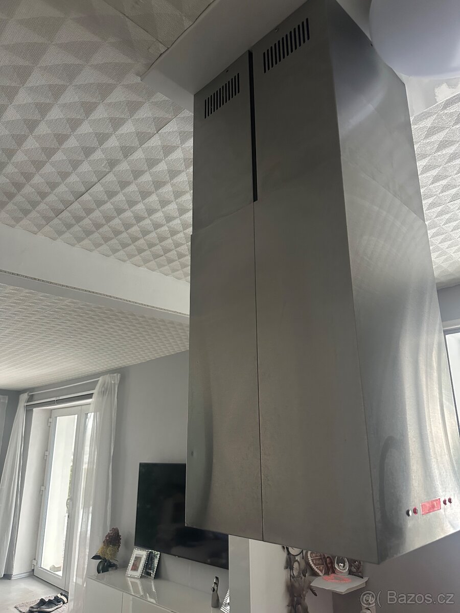 Ostrůvková digestoř Ikea - 3