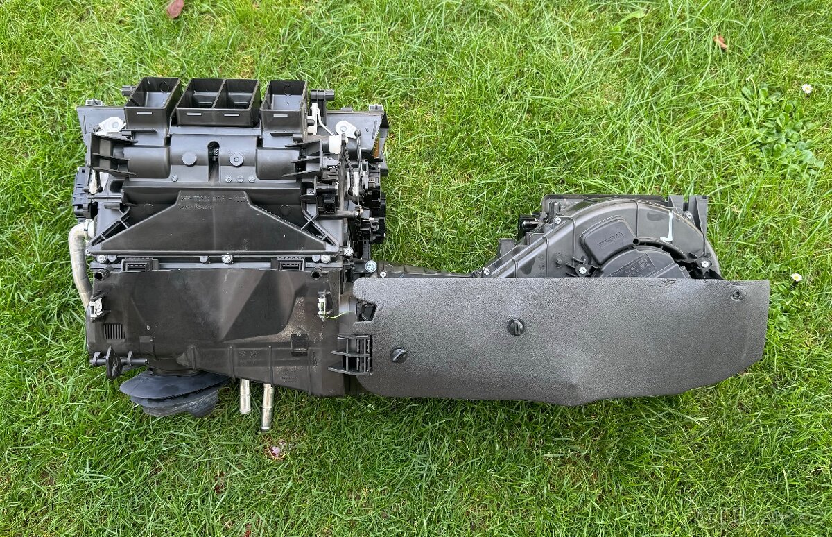 Topeni - Audi A6 4G/C7 - 3