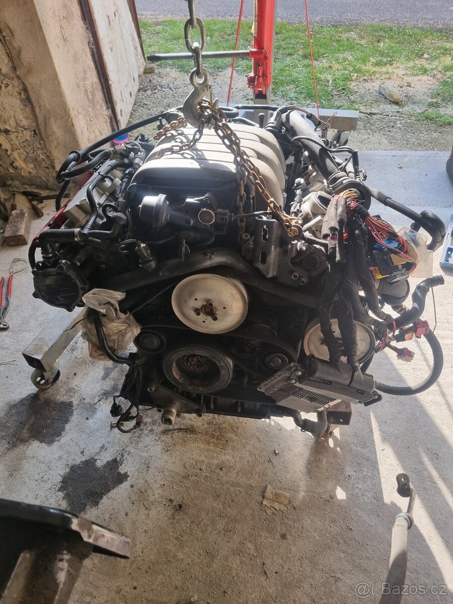 MOTOR AUDI A4,A6 3.2 FSI - 3