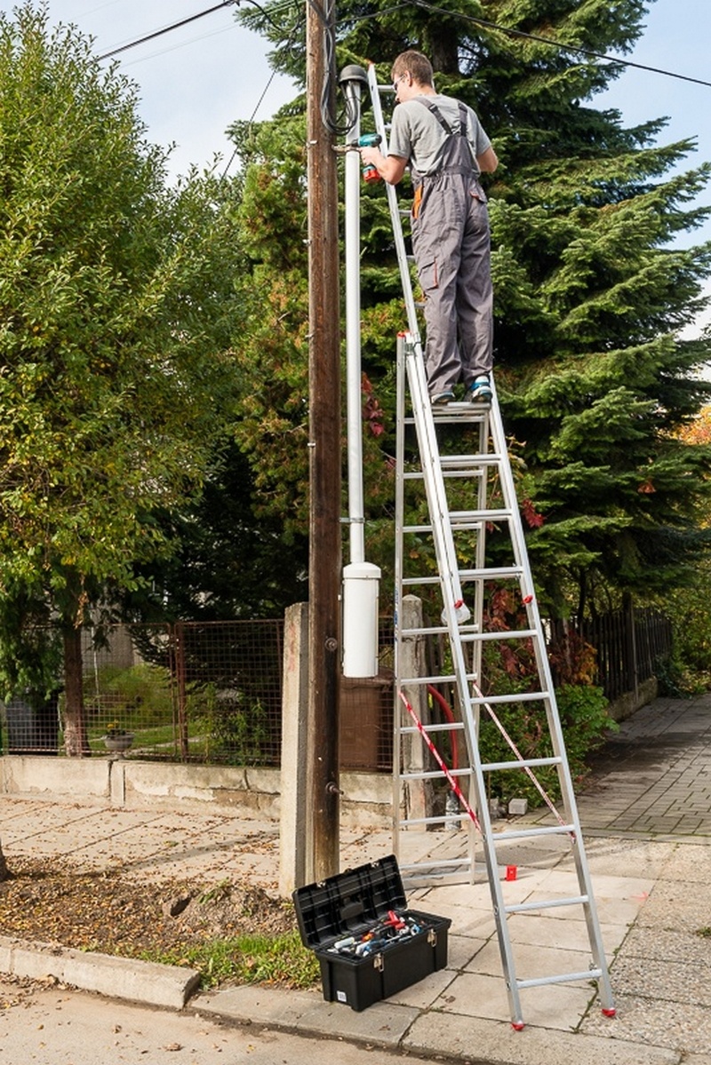 ŽEBŘÍK TROJDÍLNÝ - 3