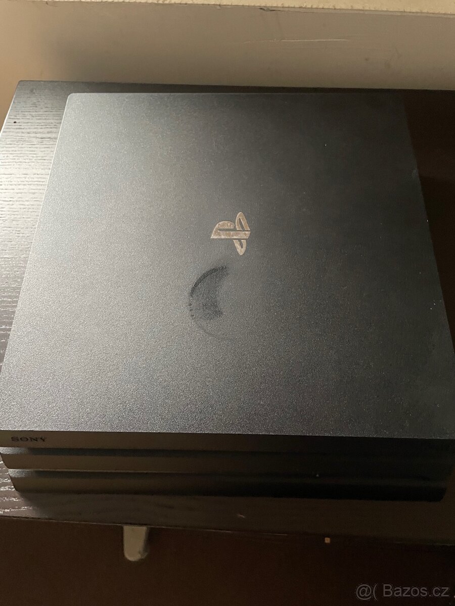 Ps4 pro 1tb - 3
