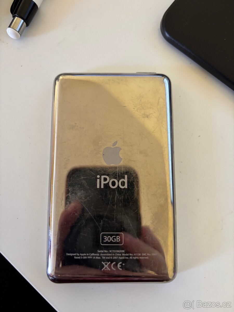 Apple IPod Classic 30GB - 3