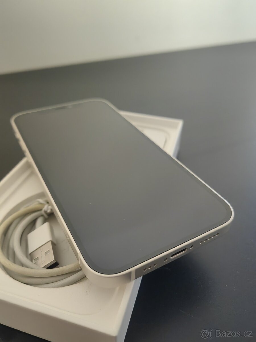Apple iPhone 12 - 3