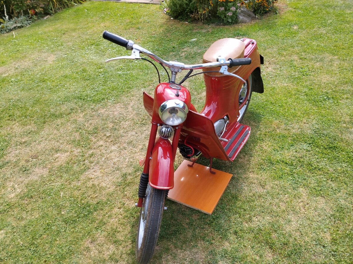 Jawa 555 - 3