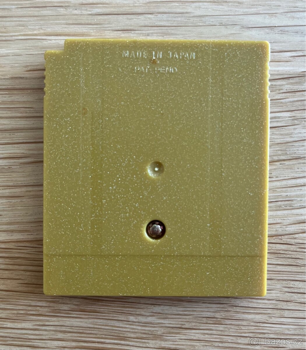 Pokemon Gold Nintendo Game Boy - 3