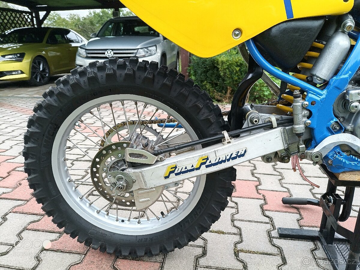 SUZUKI RMX 250