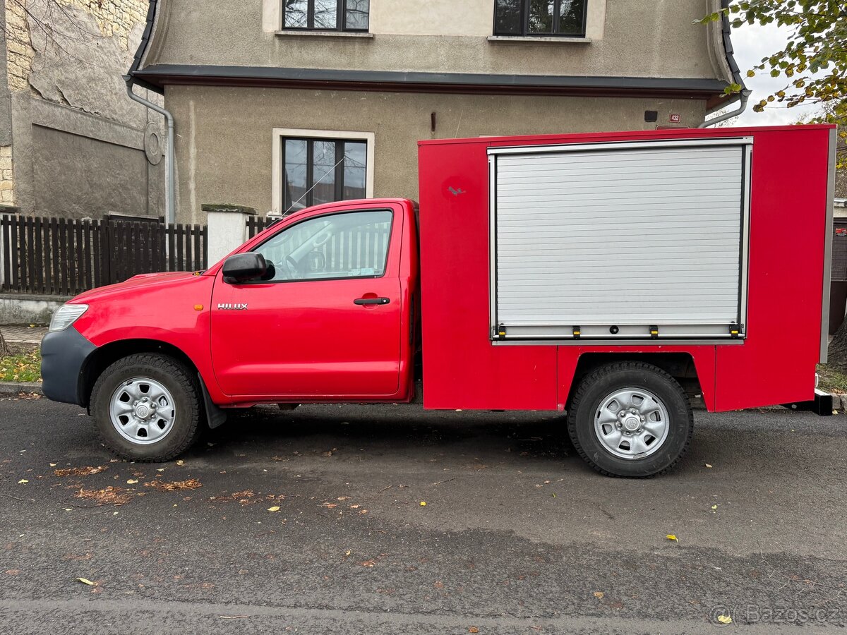 Toyota Hilux 2,5 tdi 106kw 2012 Top Stav