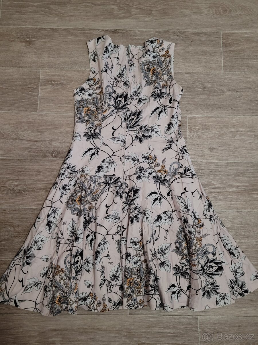 Pěkné šaty kytičkové vel.M/L,Zn.Orsay - 3