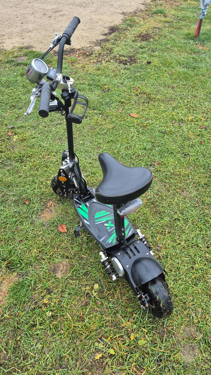 Elektrokoloběžka X Scooters XT01 1000W - 3