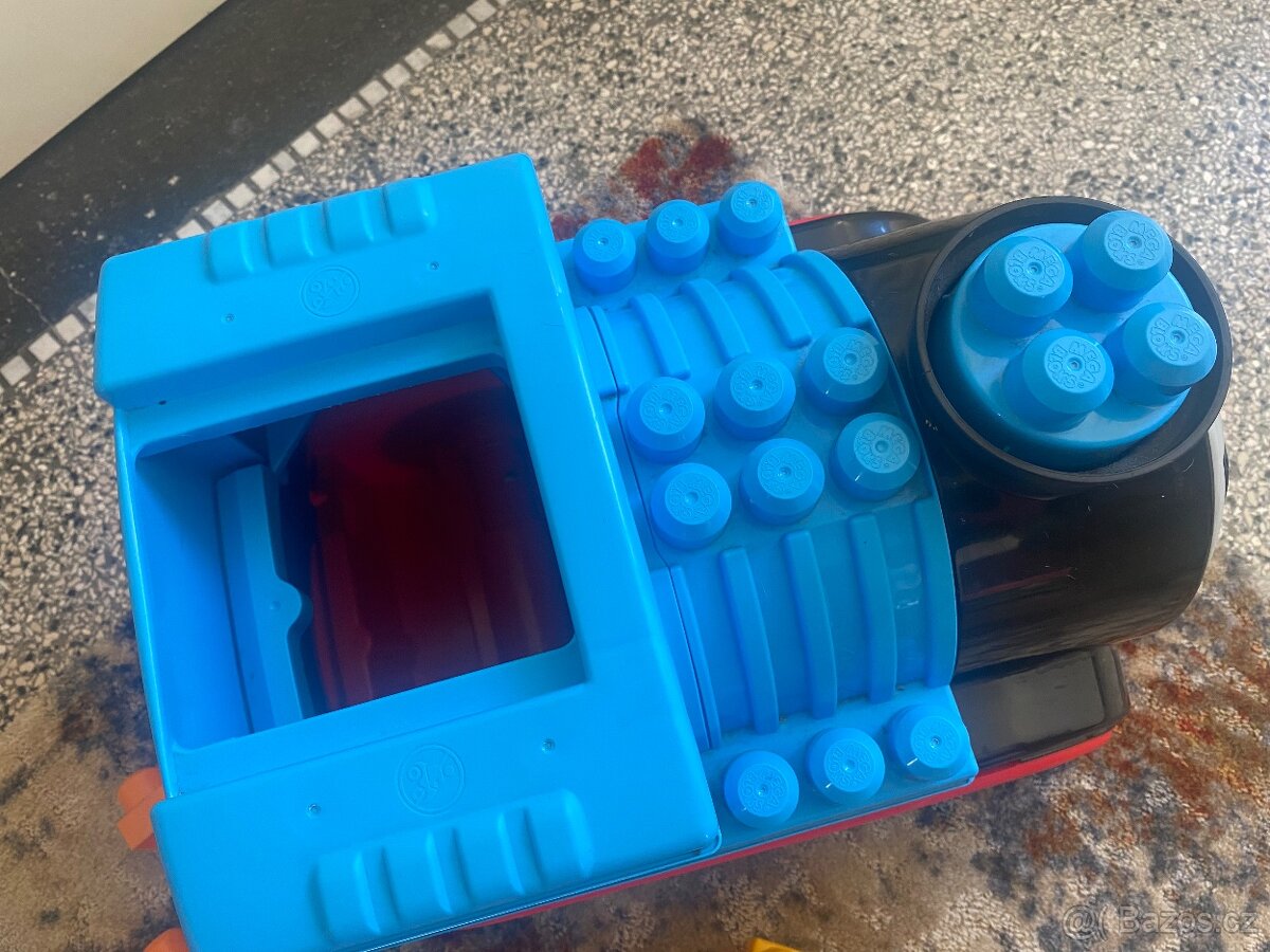 Mega Bloks Velký Tomáš - mašinka Tomáš - 3