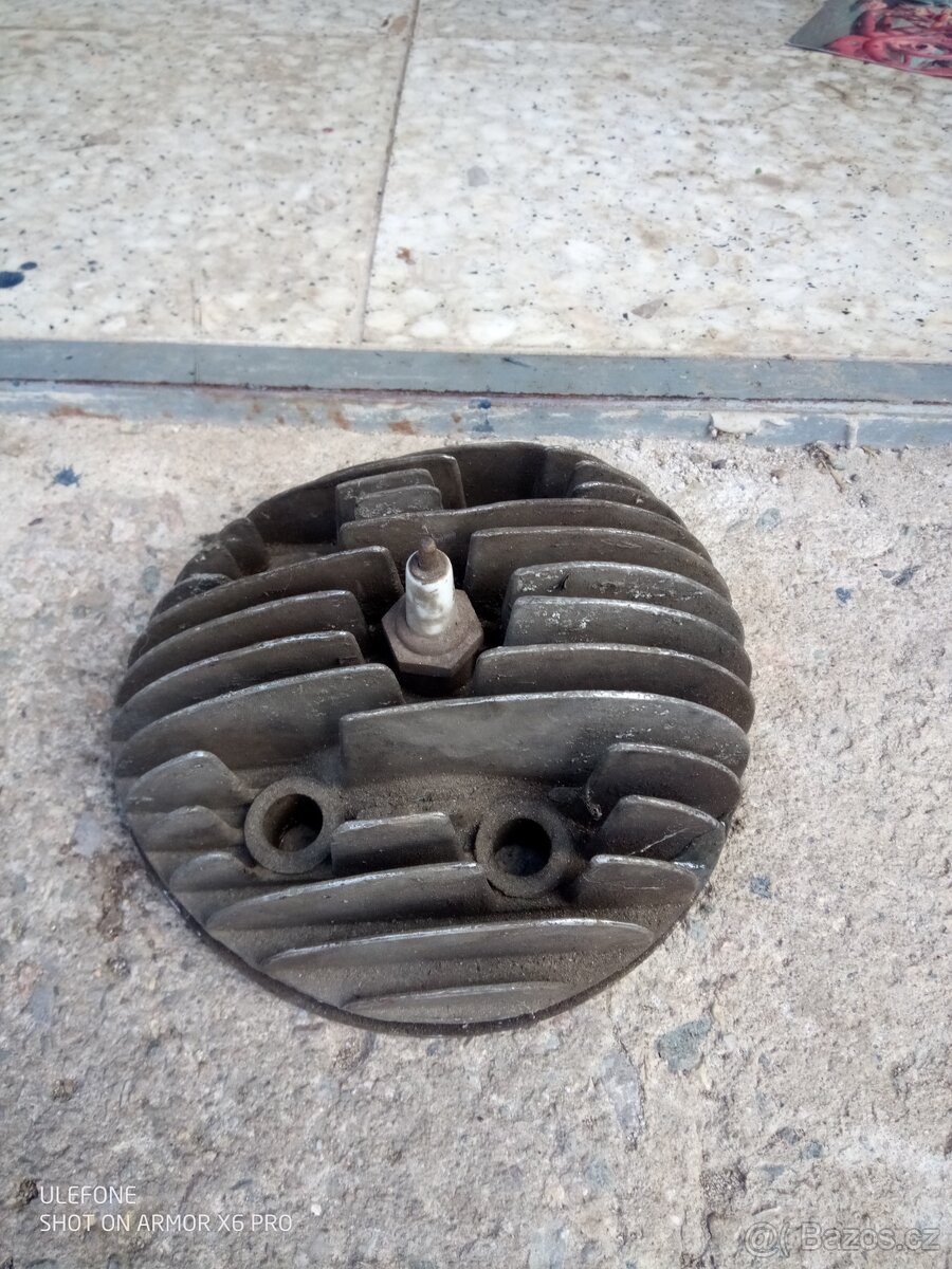 Hlava Jawa pérák 250 - 3