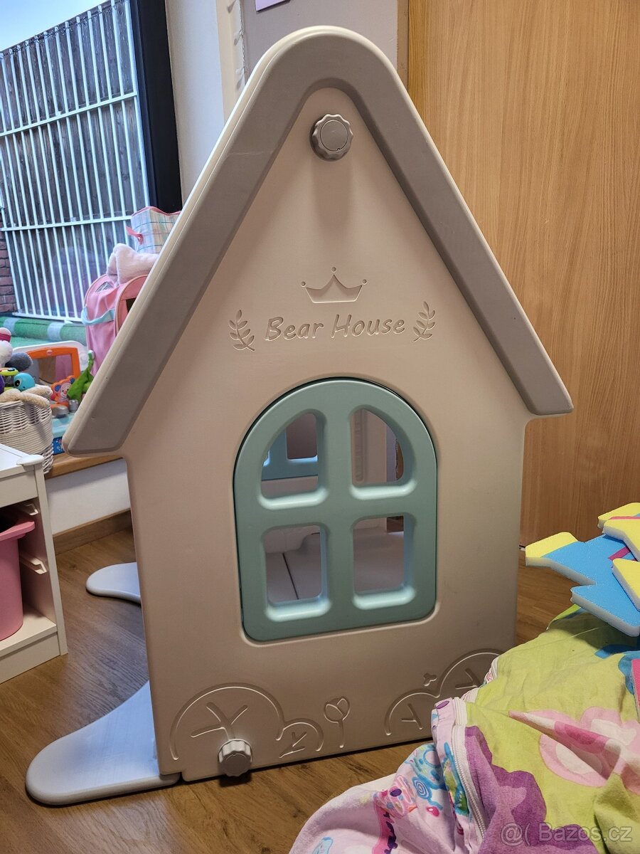 Dětský domeček s houpačkou - 3