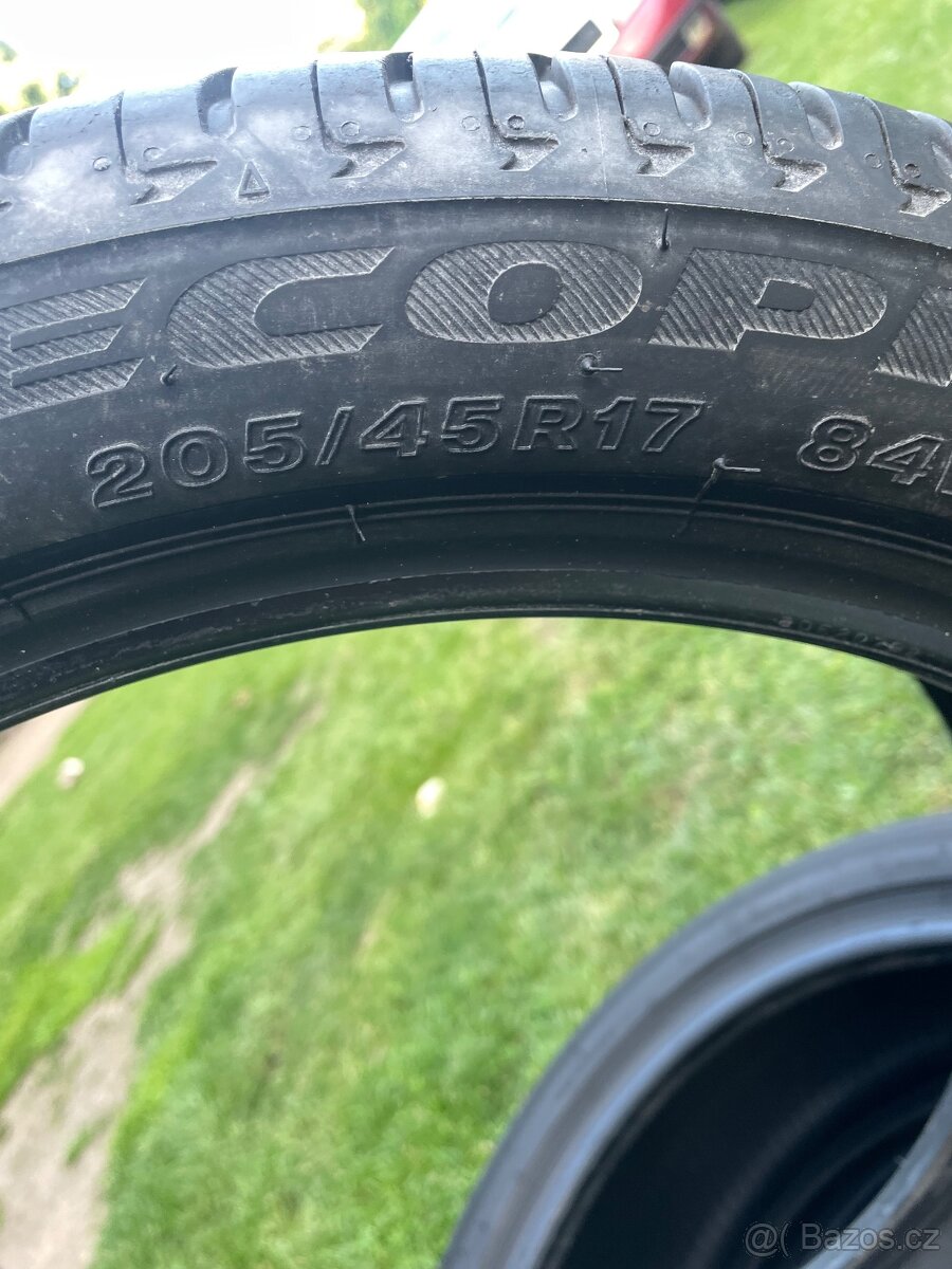 205/45 R17 Bridgestone - 3
