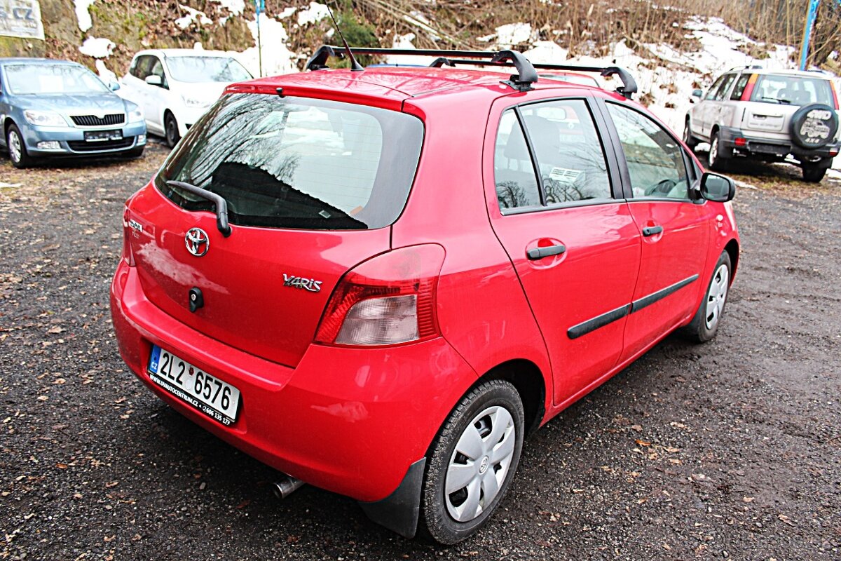 Toyota Yaris - 3