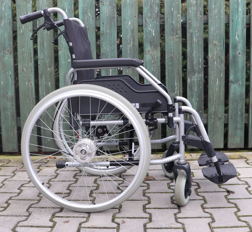 079-Mechanický invalidní vozík Meyra. - 3