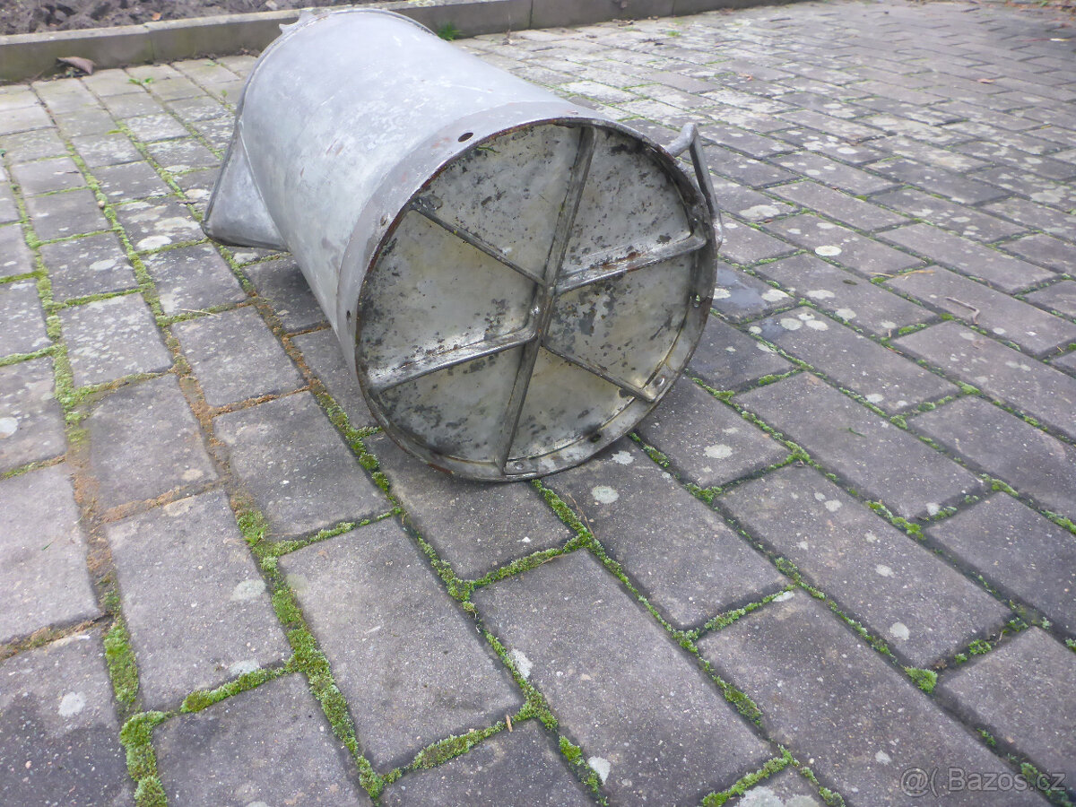 konev na mléko-retro - 3