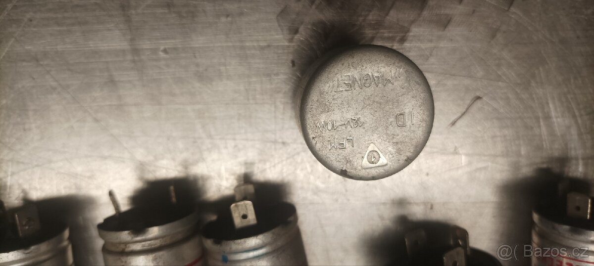 RETRO PŘERUŠOVAČE a RELÉ 12 V - 3