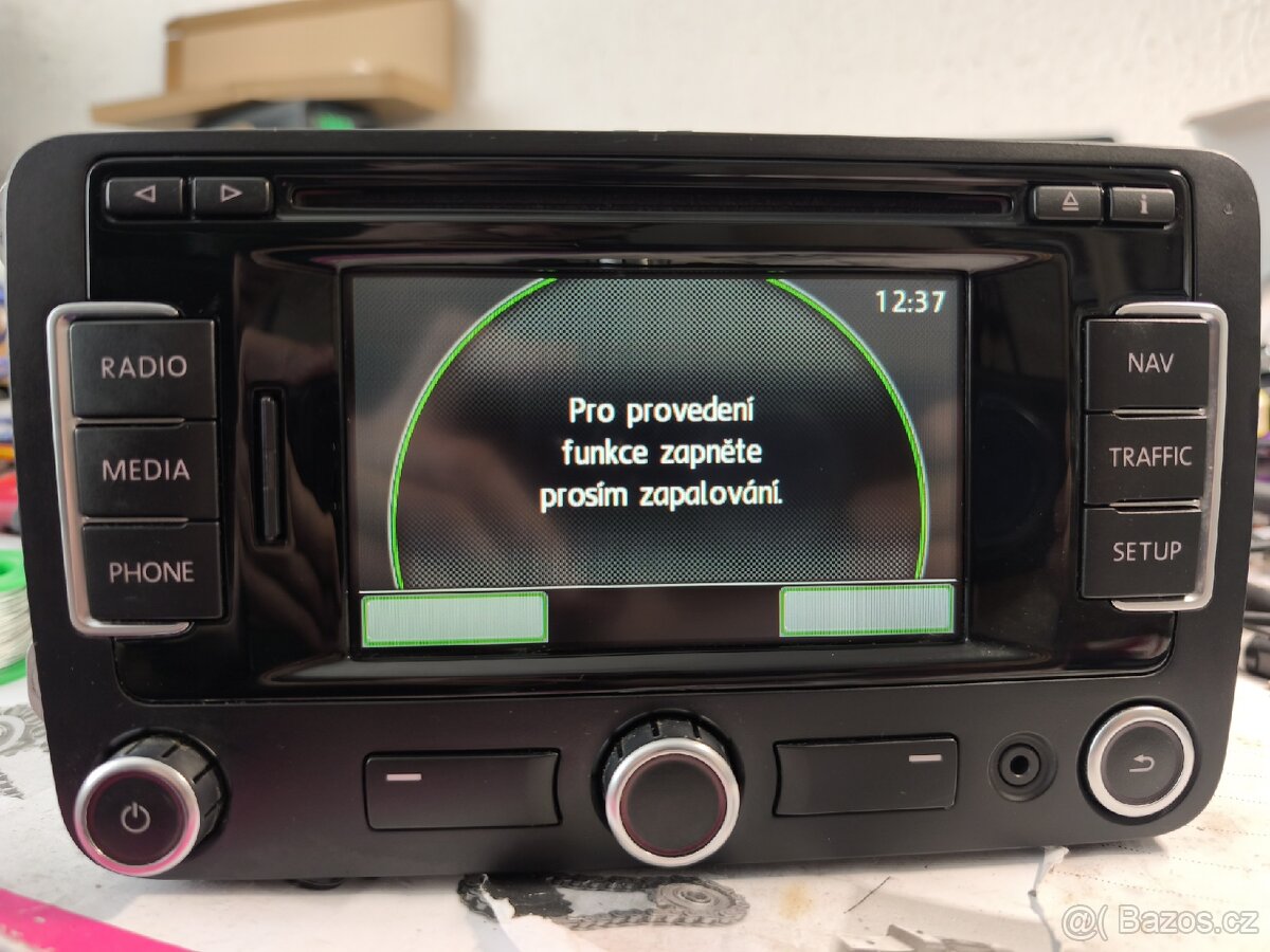 VW RNS315 BT DAB autorádio navigace 3C8035279B. - 3