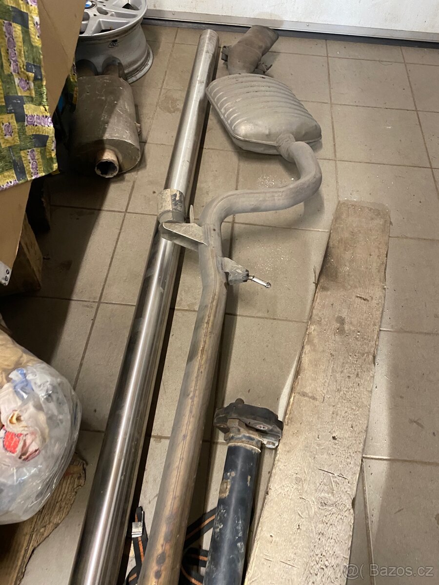 Výfuk bmw e91 - 3