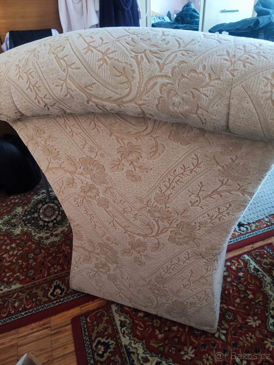 ==velká křesla=== - 3