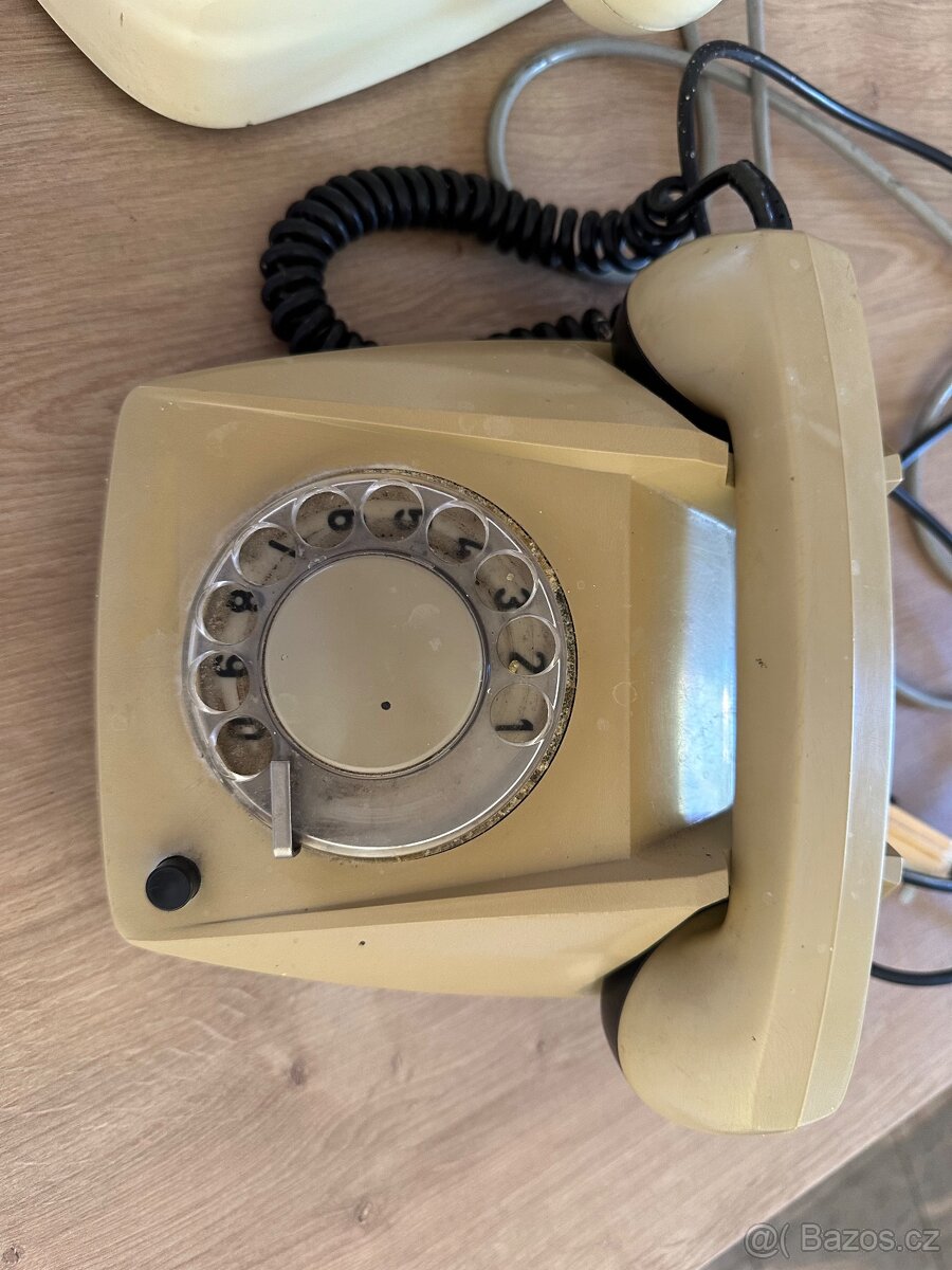 Retro telefon Tesla - 3