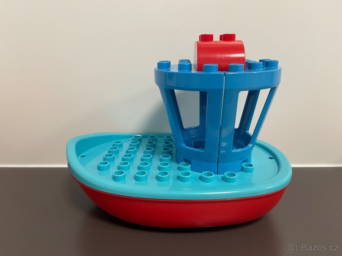 Lego Duplo letadlová loď - 3