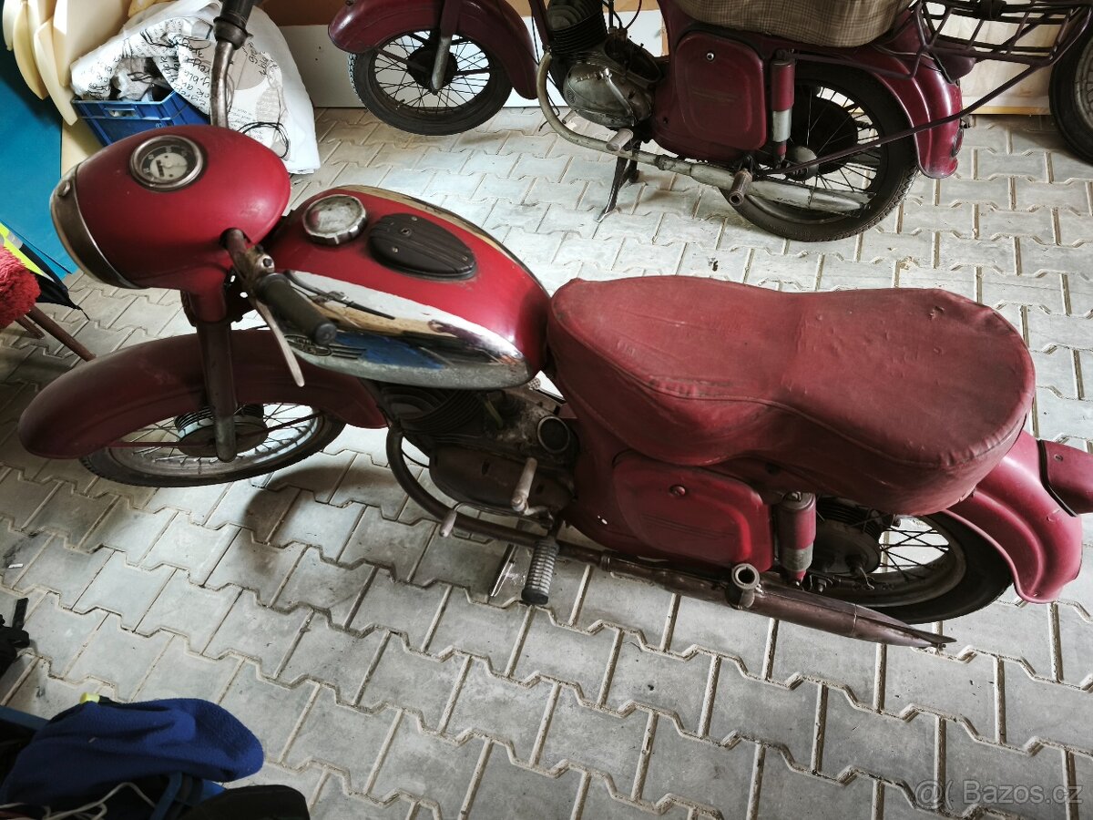 Jawa 150/352 - 3