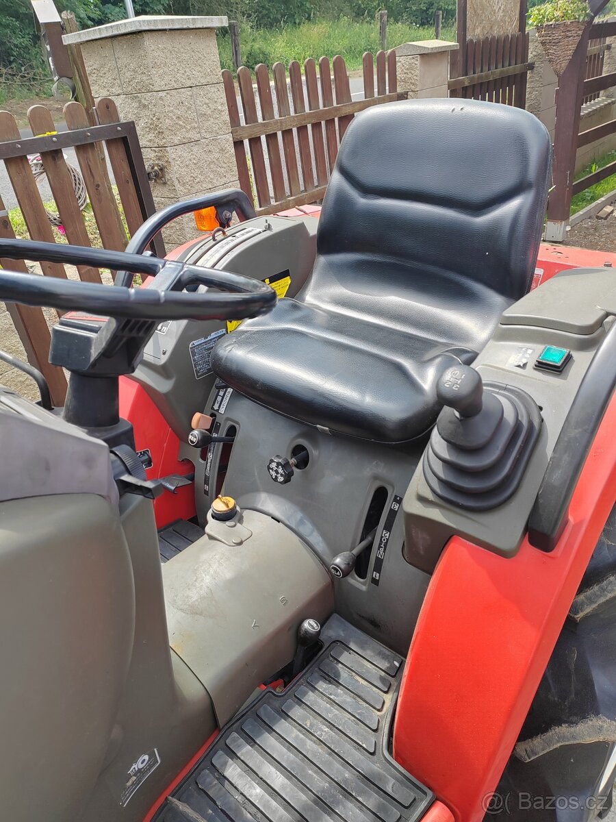 MALOTRAKTOR YANMAR F180 - 3
