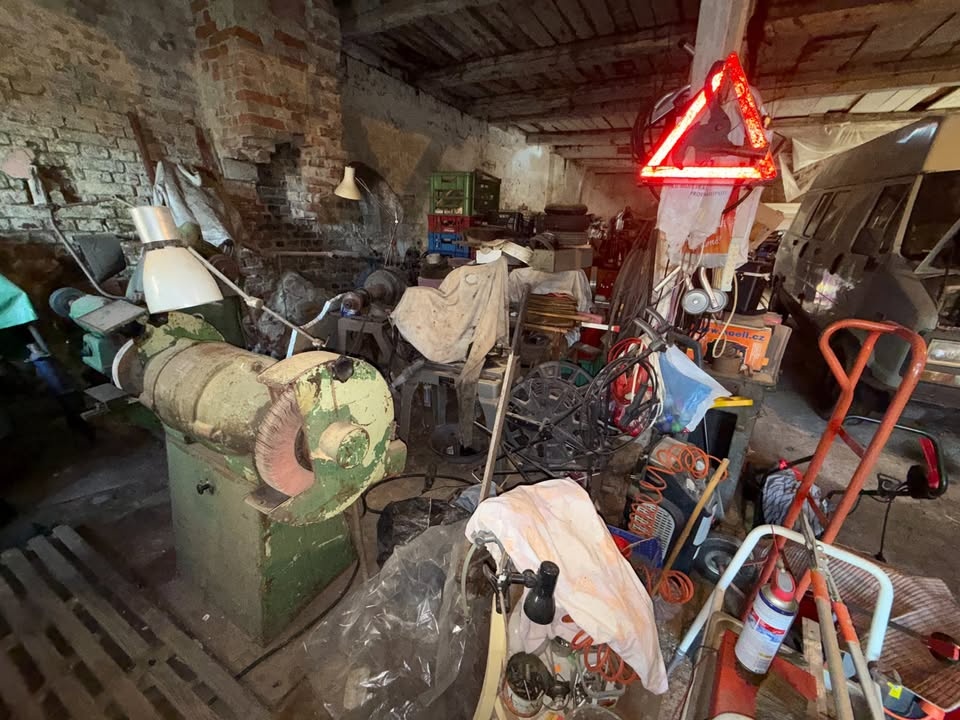 Různé dílenské stroje a vybavení - 3