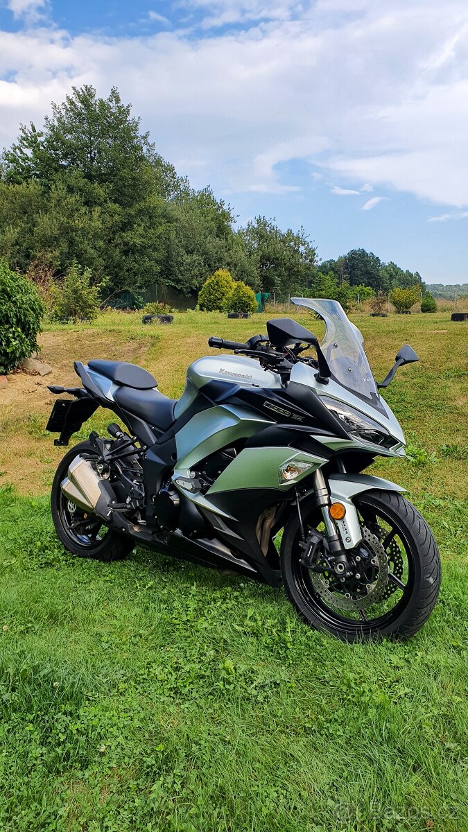 Kawasaki Z1000SX - 3