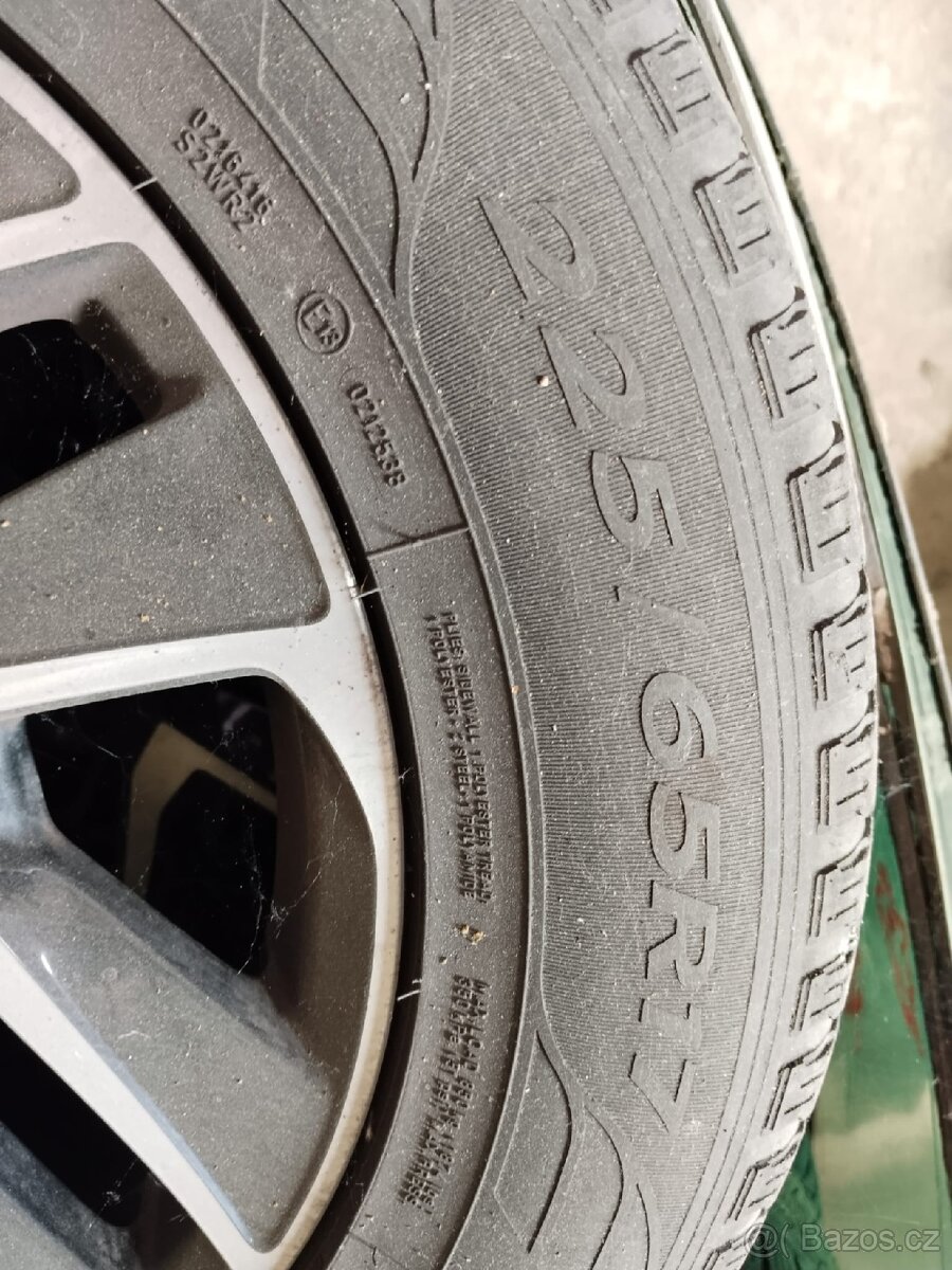 Celoroční ALU kola 5x114,3 (225/65 R17) - 3